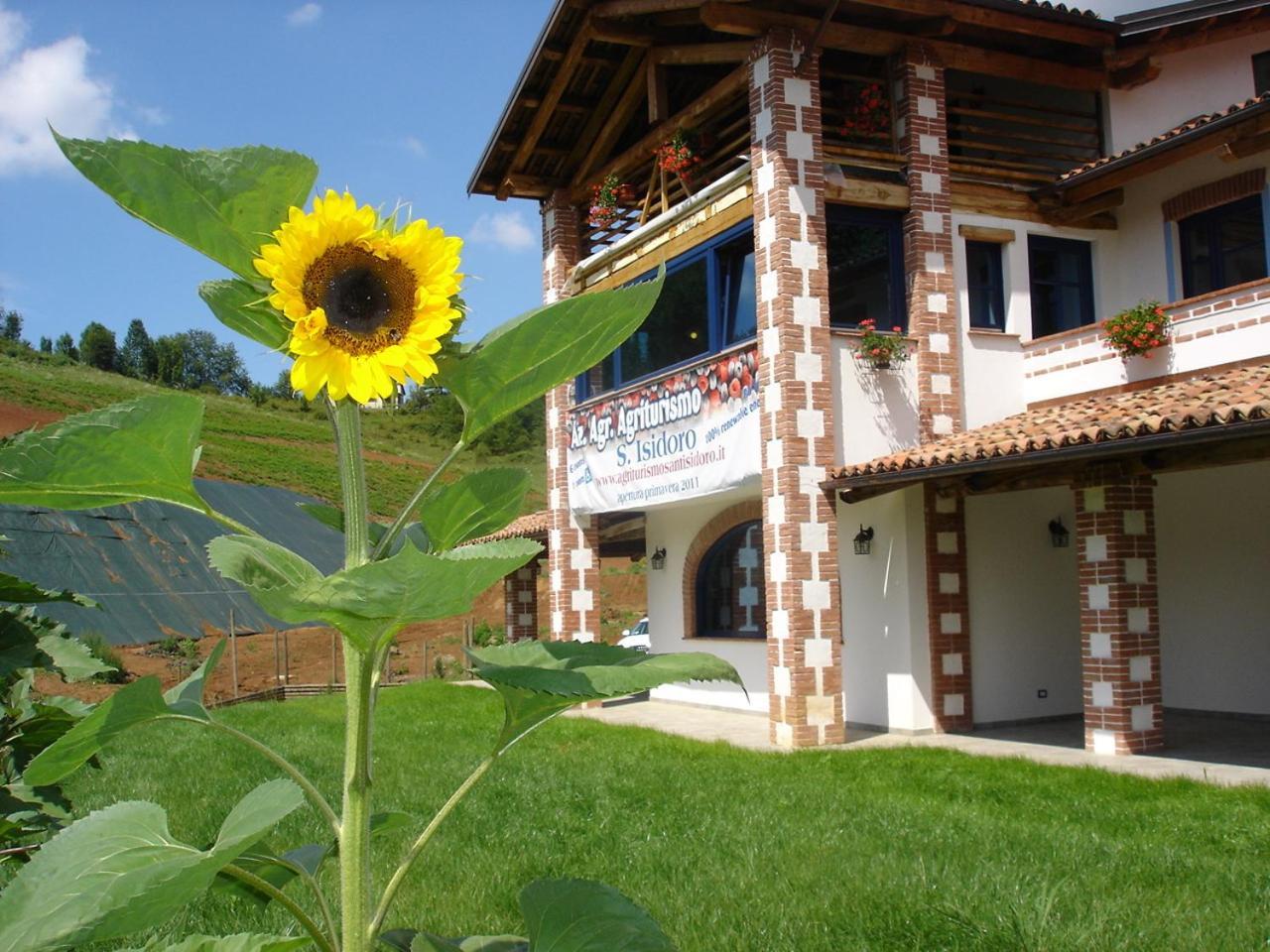 Agriturismo Bio-Ecologico Sant'Isidoro Roccaforte Mondovì Εξωτερικό φωτογραφία