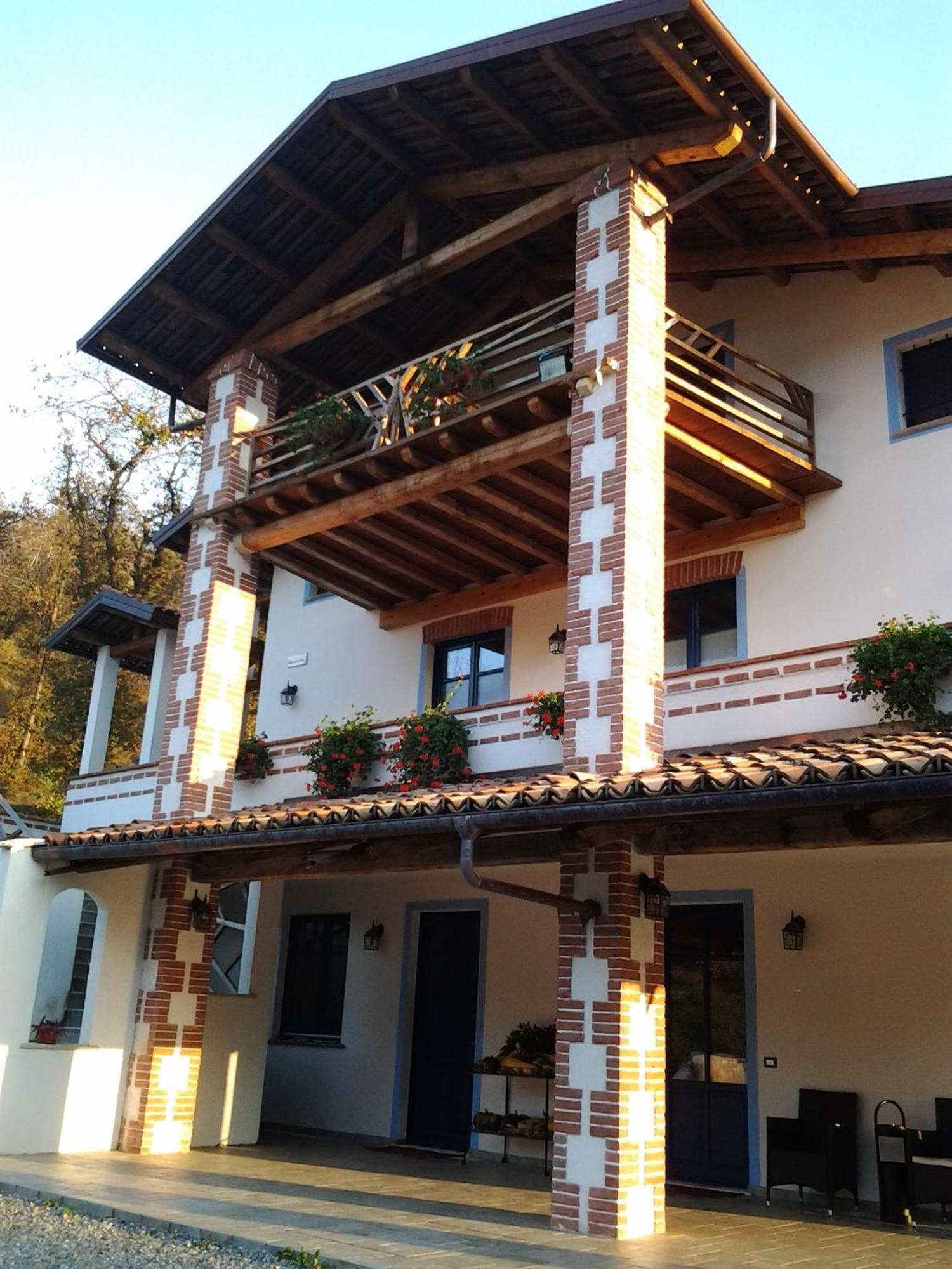 Agriturismo Bio-Ecologico Sant'Isidoro Roccaforte Mondovì Εξωτερικό φωτογραφία